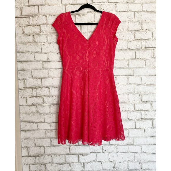 Cute by Daisy Pink Lace Dress Size Medium - Picture 2 of 5